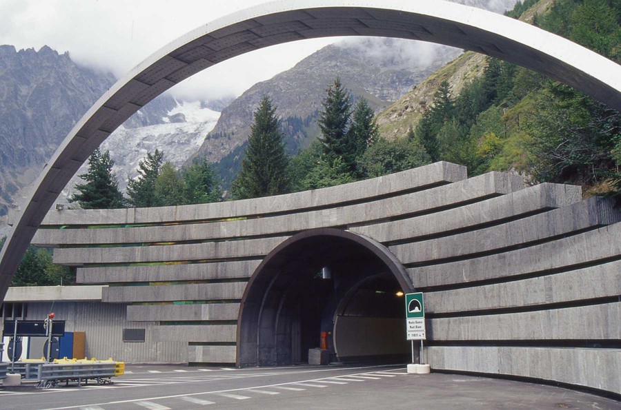 Traforo del Monte Bianco - limitazione al transito domenica 24 marzo 2019